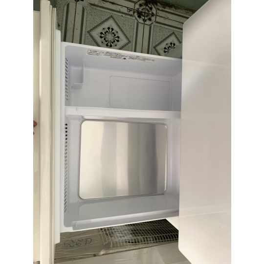 Tủ Lạnh Aqua Gương 458L AQR-VZ46K ( W ) Còn Hàng