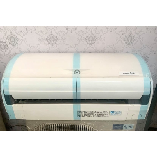 Máy Lạnh Nội Địa Nhật Mitsubishi inverter 3HP Autoclean_Màn Hình