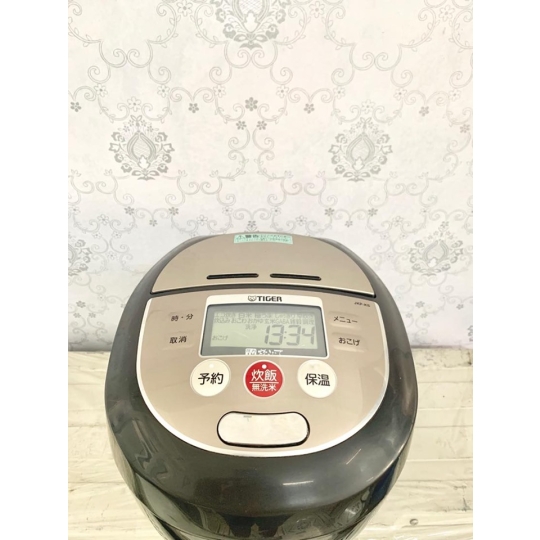 Nồi Cơm Điện Cao Tần IH Tiger JKP-B100,Áp suất , 1Lít